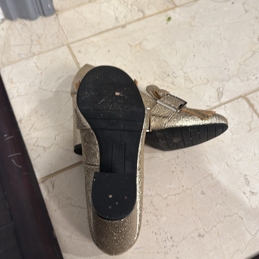 Kenneth Cole reaction Womens Block Heel Gold Size 8 - Picture 4 of 7